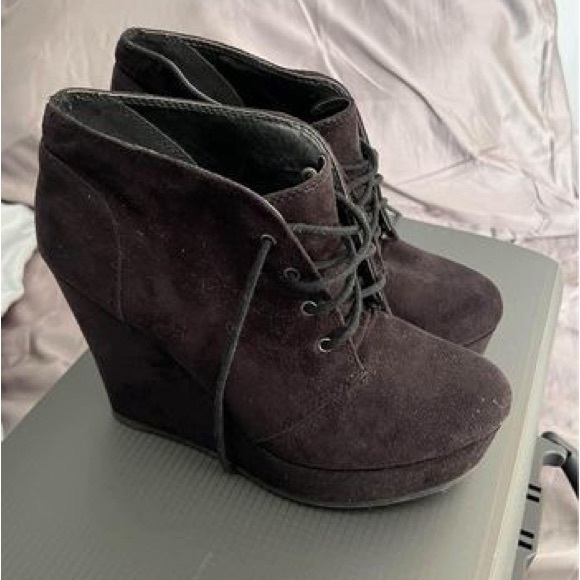 Shï by Journeys Wedge Heels - Picture 3 of 4